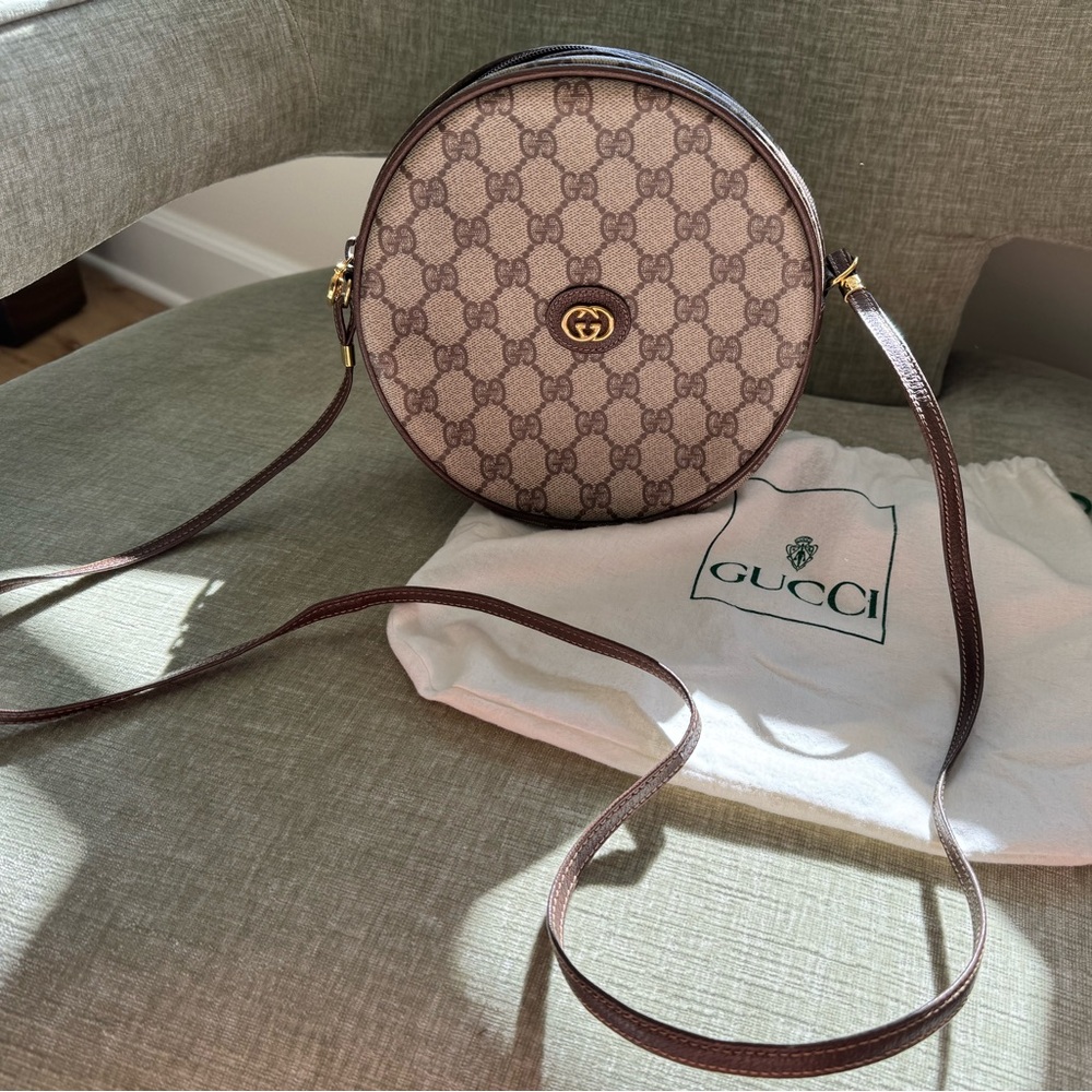 Gucci Ophidia Round Shoulder Bag